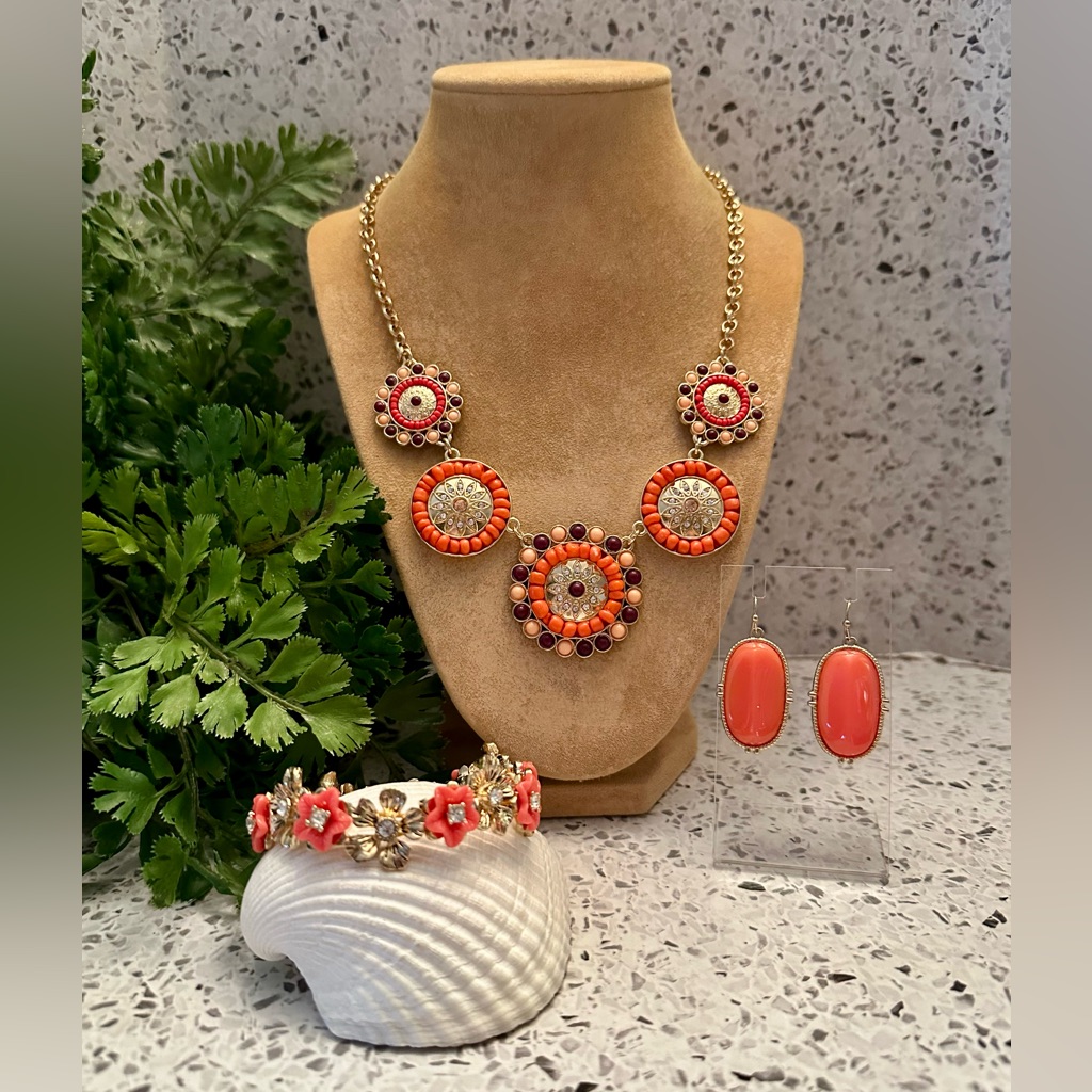 1946 Orange Multi Media Necklace Set